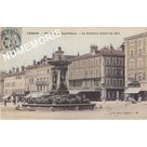 JG 160 Voiron Place de la R&eacute;publique le ch&acirc;teau d'eau datant de 1823