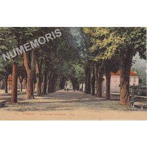 040 Voiron le cours S&eacute;nozan LL