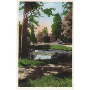 599 Voiron (Is&egrave;re) jardin de ville