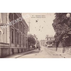 012 Voiron (Is&egrave;re) avenue Dugueyt-Jouvin
