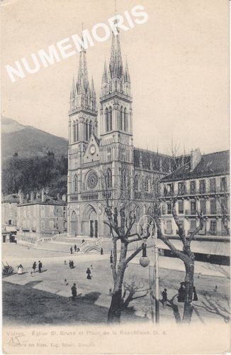 Voiron Eglise St-Bruno et place de la R&eacute;publique