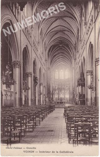 Voiron int&eacute;rieur de la Cath&eacute;drale