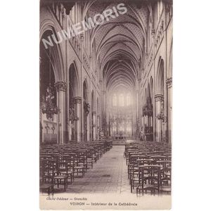 Voiron int&eacute;rieur de la Cath&eacute;drale