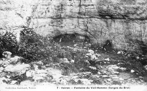 007 Voiron Fontaine du Vieil Homme (gorges du Bret)