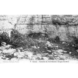 007 Voiron Fontaine du Vieil Homme (gorges du Bret)