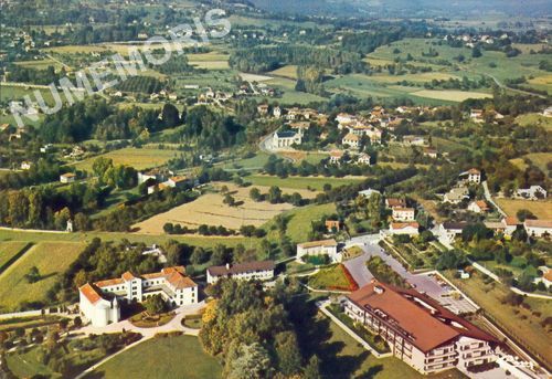 Coublevie (Is&egrave;re) vue g&eacute;n&eacute;rale a&eacute;rienne la maison de retraite et l'hopital de g&eacute;rontologie
