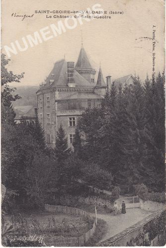 Saint-Geoire-en-Valdaine (Is&egrave;re) le ch&acirc;teau de Saint-Geoire