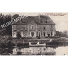 008 St-Geoire-en-Valdaine (Is&egrave;re) le ch&acirc;teau de Longpra