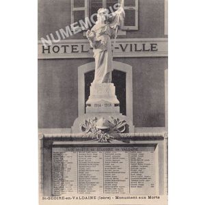 St-Geoire-en-Valdaine (Is&egrave;re) monument aux morts
