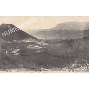 Vue de la vall&eacute;e de l'Ainan Saint-Geoire-en-Valdaine (Is&egrave;re)