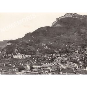 I 21768 Voreppe (Is&egrave;re) Vue g&eacute;n&eacute;rale a&eacute;rienne