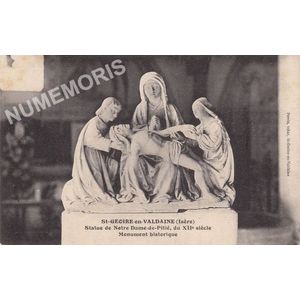 St-Geoire-en-Valdaine (Is&egrave;re) statue de Notre-Dame-de-Piti&eacute;, du XIIe si&egrave;cle Monument historique