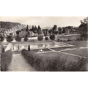 21.591 Saint-Geoire-en-Valdaine (Is&egrave;re) la piscine