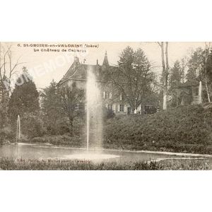 006 St-Geoire-en-Valdaine (Is&egrave;re) le ch&acirc;teau de Cabarot