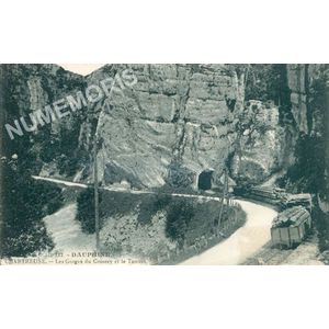 327 Dauphin&eacute; Chartreuse les gorges du Crossey et le tunnel