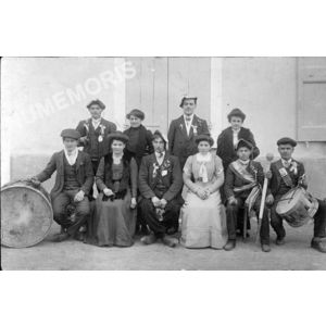 conscrits du Pin vers 1900