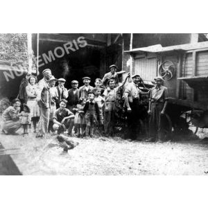 Le Pin : la batteuse