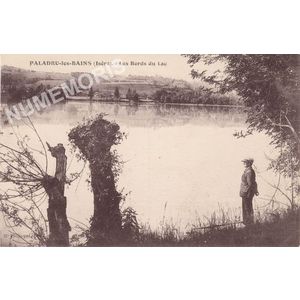 Paladru-les-Bains (Isère) les bords du lac