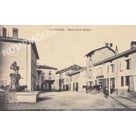 JG 067 Coublevie Place de la mairie