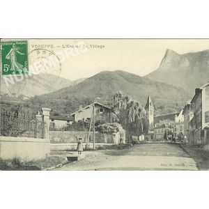 Voreppe - l'entr&eacute;e du village