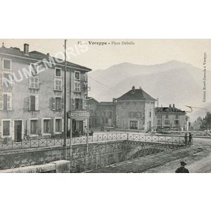 042 Voreppe place Debelle