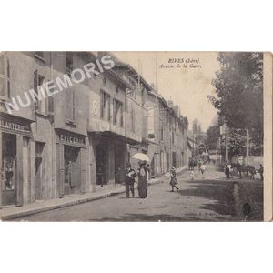 Rives (Is&egrave;re) avenue de la gare