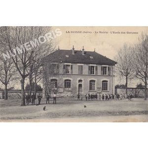 La Buisse (Isère) la mairie école des garçons