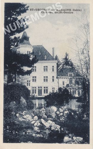St-Geoire-en-Valdaine (Is&egrave;re) chateau de St Geoire