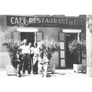 Pommiers la Placette : caf&eacute; restaurant du col de la Placette