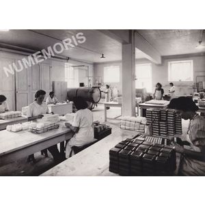 Usine de Ruby &agrave; Paviot (Voiron) dans les ann&eacute;es 50-60