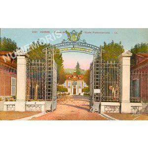 2221 Voiron entrée de l'Ecole Professionnelle