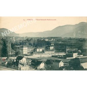 064 Voiron l'école nationale professionnelle