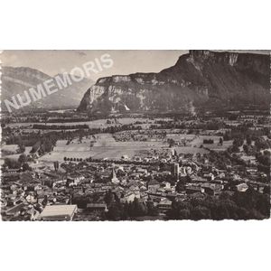 21704 Moirans (Is&egrave;re) vue sur la ville, le Bec de l'Echaillon et les monts de Chartreuse
