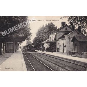 Moirans (Is&egrave;re) la gare int&eacute;rieure