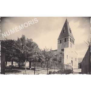 007 Moirans le jardin de ville et la vieille &eacute;glise (mon. hist., XIe s)