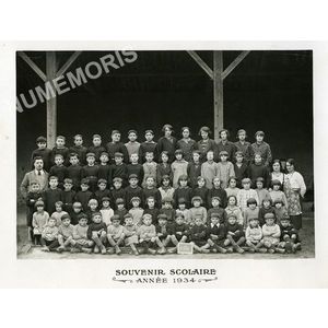 le Pin en 1934 &eacute;cole des filles