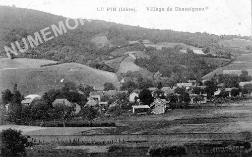 Le Pin cp vues g&eacute;n&eacute;rales