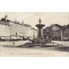 011 Voiron La Place de la r&eacute;publique et la Fontaine Senozan LL