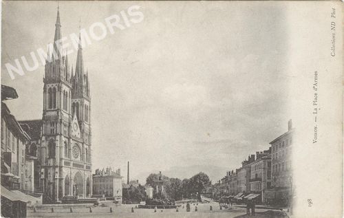 198 Voiron la place d'Armes