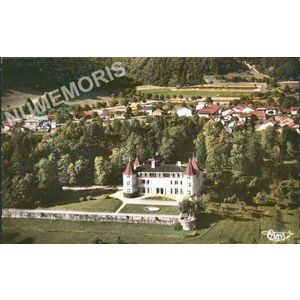 St-Nicolas-de-Macherin (38 Is&egrave;re) 448-36 A ch&acirc;teau de Hautefort vue a&eacute;rienne 