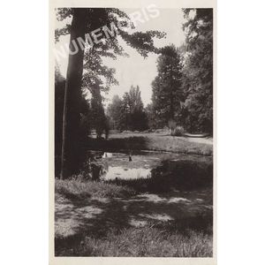 599 Voiron (Is&egrave;re) jardin de ville