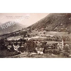 Dauphin&eacute; Pommiers (Is&egrave;re) au fond la vall&eacute;e de l'Is&egrave;re
