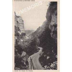 St-Etienne-de-Crossey (Is&egrave;re) entr&eacute;e des gorges de Crossey