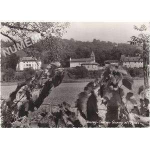 Vourey ch&acirc;teau Guerry et l'&eacute;glise