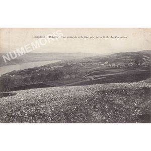 Dauphin&eacute; Bilieu vue g&eacute;n&eacute;rale et le lac pris de la croix des Cochettes