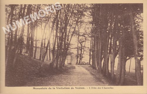Monast&egrave;re de la Visitation de Voiron l'all&eacute;e des charmilles