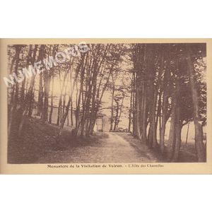 Monast&egrave;re de la Visitation de Voiron l'all&eacute;e des charmilles