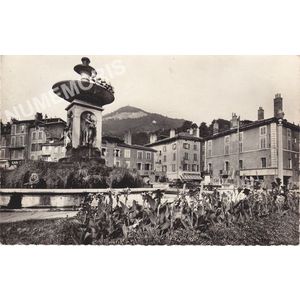 21038 Voiron-Chartreuse (Is&egrave;re) la fontaine