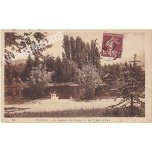 059 Voiron le jardin de ville la pi&egrave;ce d'eau LL