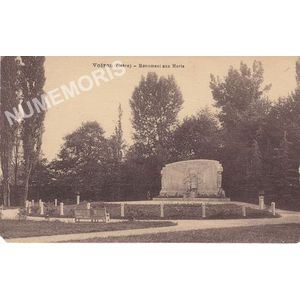 Voiron (Is&egrave;re) monument aux morts 